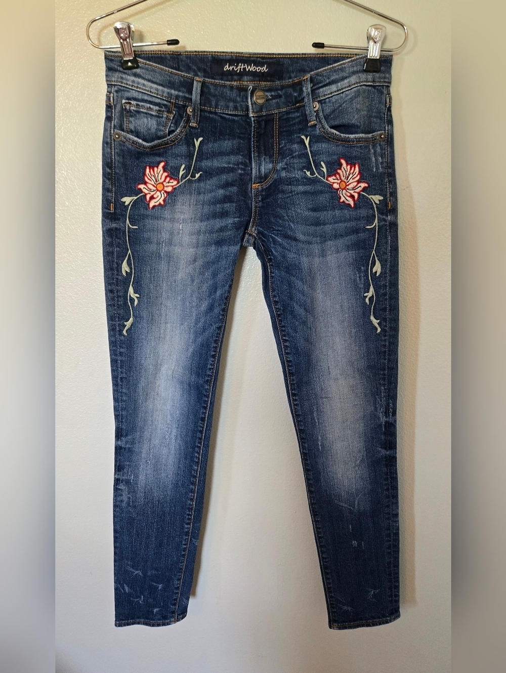 Driftwood Free People | Floral Embroidered Low Rise Skinny Jeans Size 26